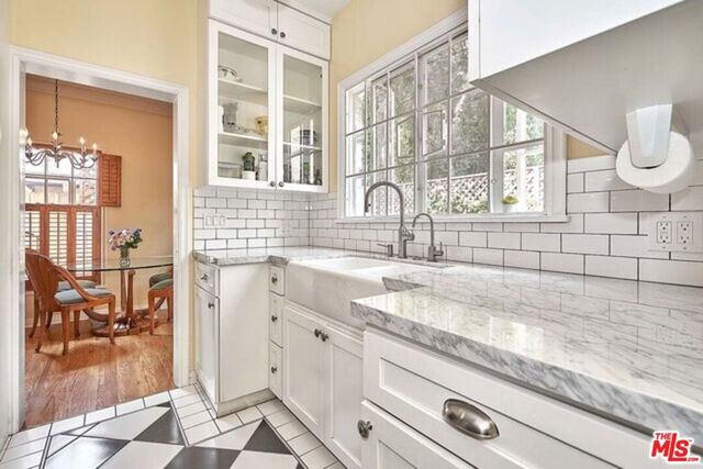 701 Lorraine Boulevard, Los Angeles, CA 90005