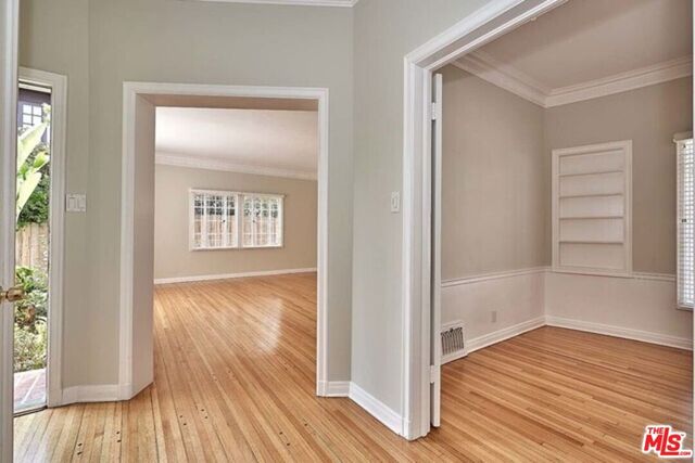 701 Lorraine Boulevard, Los Angeles, CA 90005