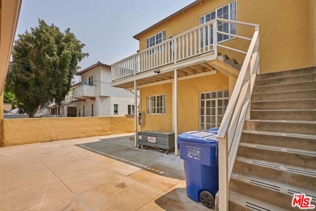 701 Lorraine Boulevard, Los Angeles, CA 90005