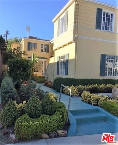 701 Lorraine Boulevard, Los Angeles, CA 90005