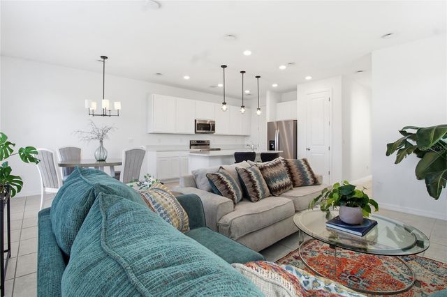 631 LONGBOAT DRIVE, Davenport, FL 33896