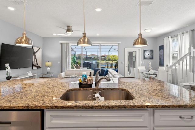 7554 OAK SPRING LANE, Davenport, FL 33837