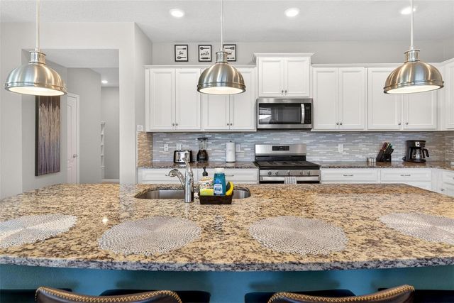 7554 OAK SPRING LANE, Davenport, FL 33837