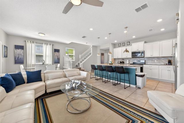 7554 OAK SPRING LANE, Davenport, FL 33837