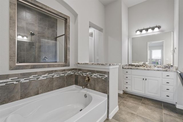 404 Miracle Rose WAY, Liberty Hill, TX 78642