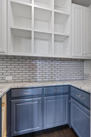 404 Miracle Rose WAY, Liberty Hill, TX 78642