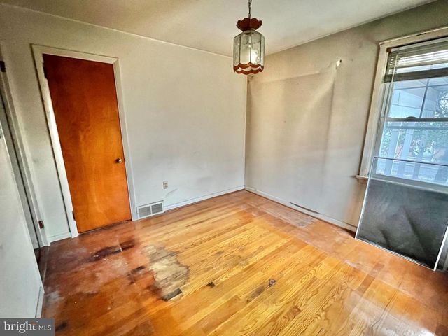 1703 PALMER AVE, Reading, PA 19610