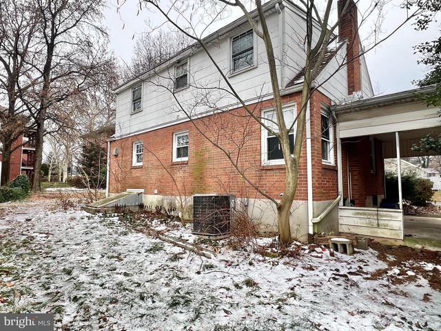 1703 PALMER AVE, Reading, PA 19610
