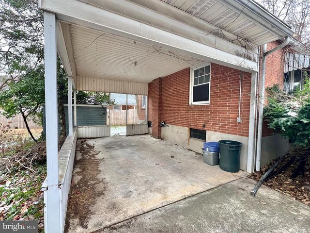 1703 PALMER AVE, Reading, PA 19610