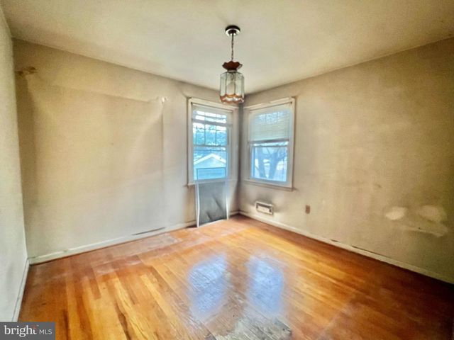 1703 PALMER AVE, Reading, PA 19610