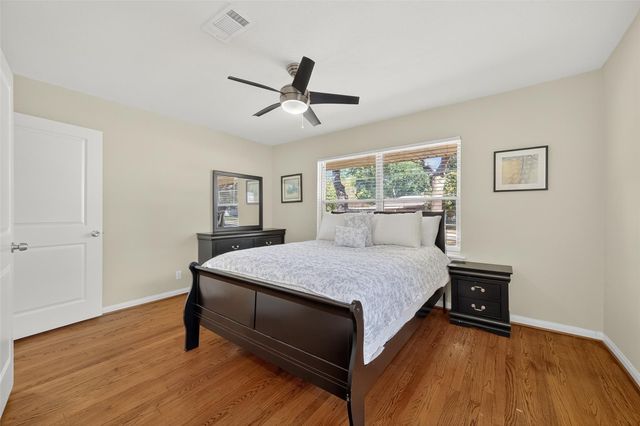 4045 Osby Drive, Houston, TX 77025