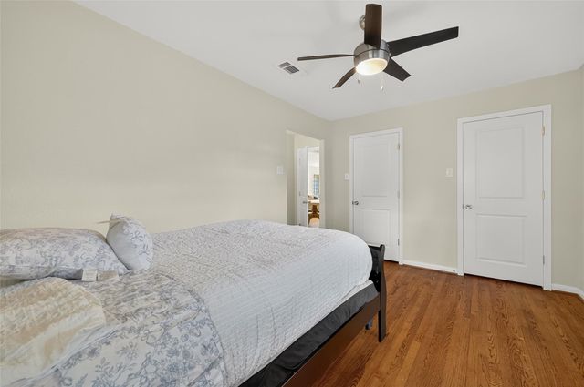 4045 Osby Drive, Houston, TX 77025