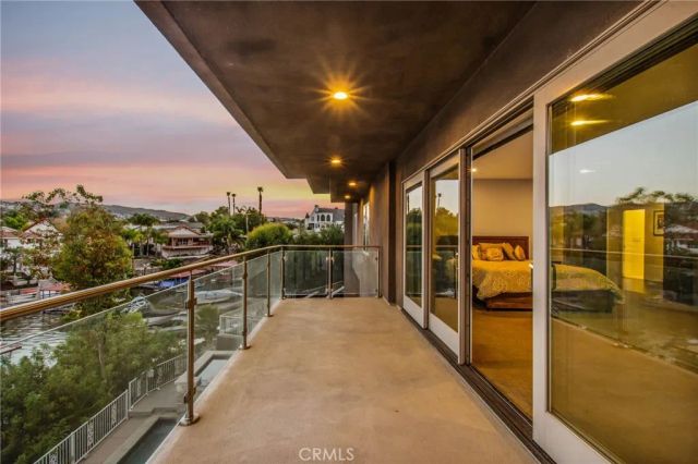 29743 Buggywhip Court, Canyon Lake, CA 92587