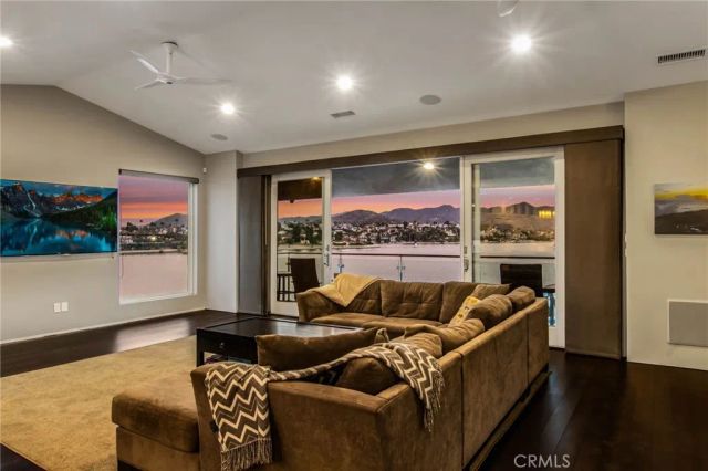 29743 Buggywhip Court, Canyon Lake, CA 92587