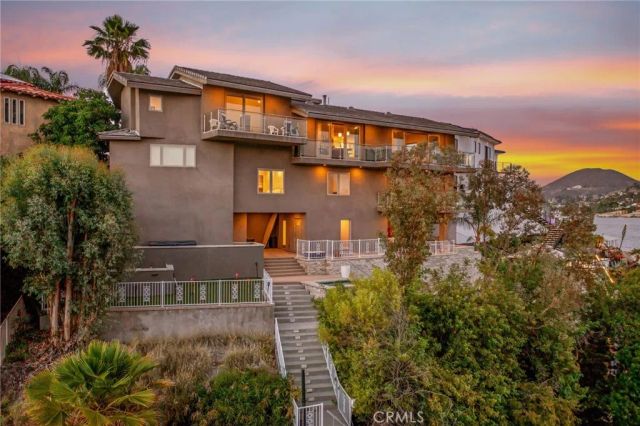 29743 Buggywhip Court, Canyon Lake, CA 92587