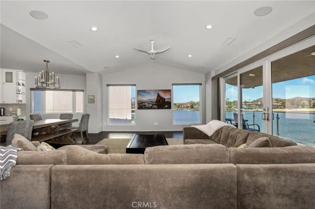 29743 Buggywhip Court, Canyon Lake, CA 92587