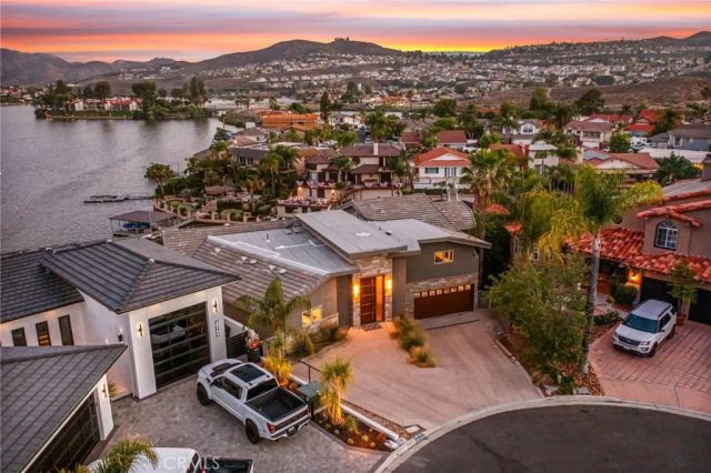 29743 Buggywhip Court, Canyon Lake, CA 92587