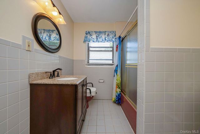 61 Continental Place, Glen Cove, NY 11542