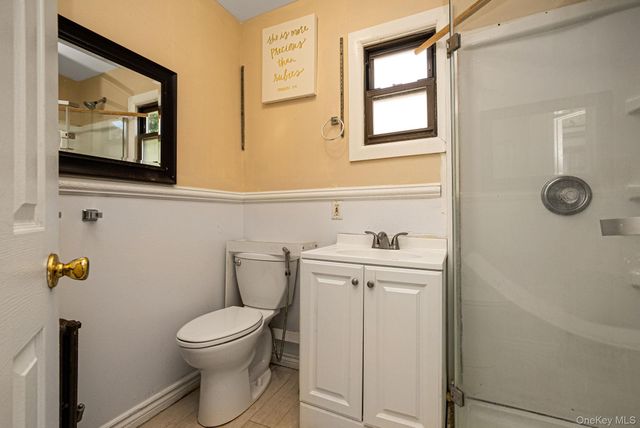 61 Continental Place, Glen Cove, NY 11542