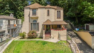 61 Continental Place, Glen Cove, NY 11542