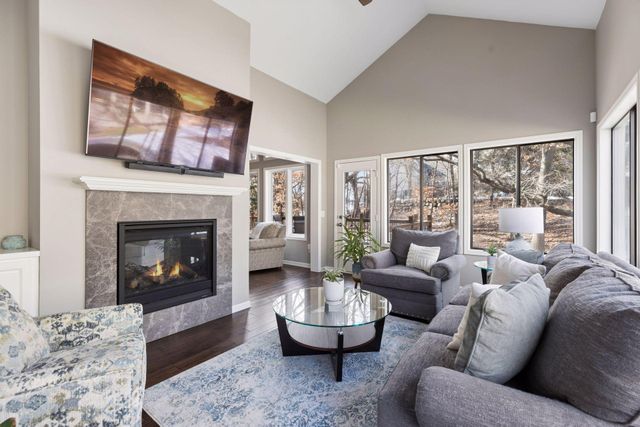 9624 Wyoming Terrace S, Bloomington, MN 55438