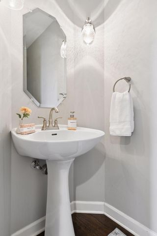 9624 Wyoming Terrace S, Bloomington, MN 55438