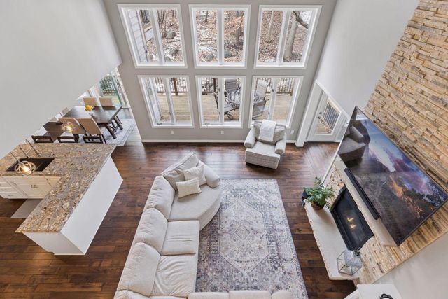 9624 Wyoming Terrace S, Bloomington, MN 55438