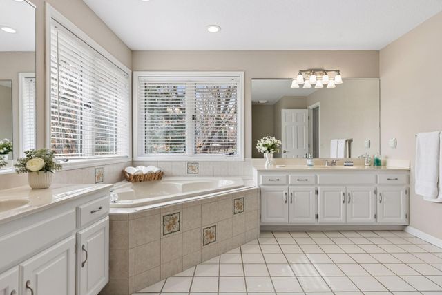 9624 Wyoming Terrace S, Bloomington, MN 55438