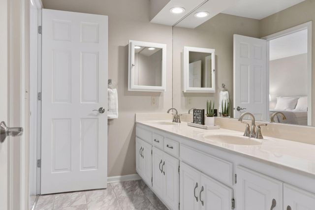 9624 Wyoming Terrace S, Bloomington, MN 55438