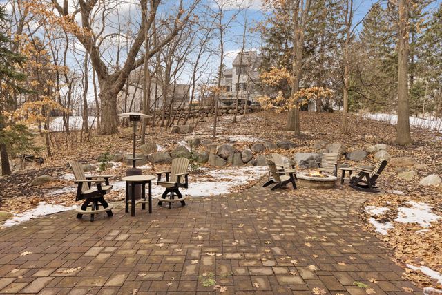9624 Wyoming Terrace S, Bloomington, MN 55438
