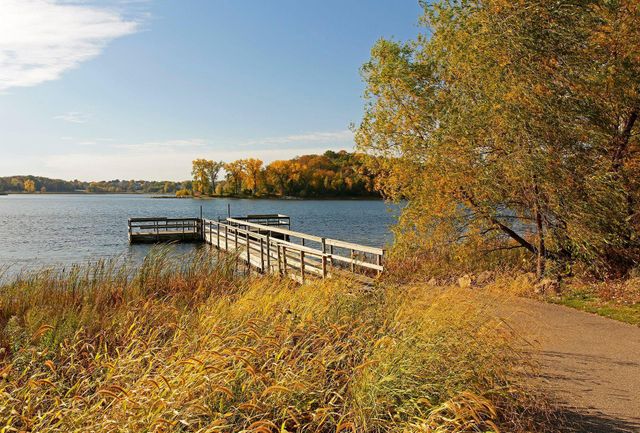 9624 Wyoming Terrace S, Bloomington, MN 55438