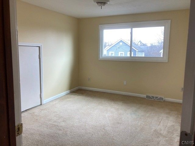 44 Gardner Street, Whitestown, NY 13492