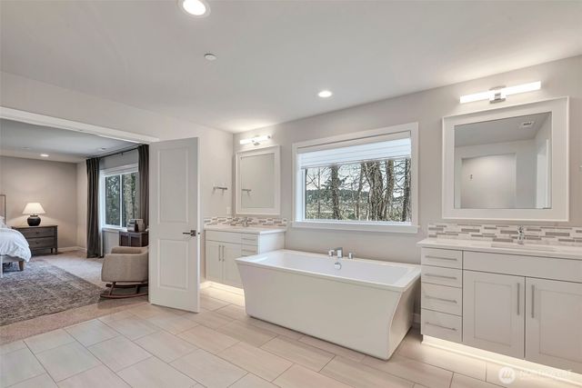 974 NW Pickering Street, Issaquah, WA 98027