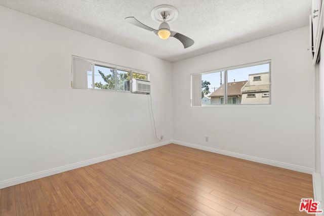 50 S Meridith Ave 4, Pasadena, CA 91106