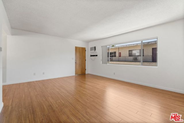 50 S Meridith Ave 4, Pasadena, CA 91106