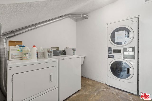 50 S Meridith Ave 4, Pasadena, CA 91106