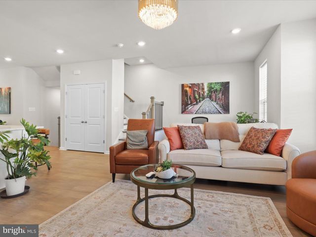 1629 FIELD SPARROW TER NE, Leesburg, VA 20176