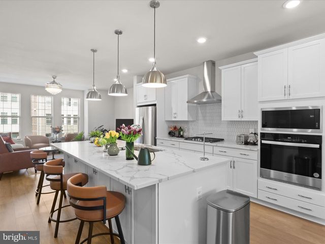 1629 FIELD SPARROW TER NE, Leesburg, VA 20176