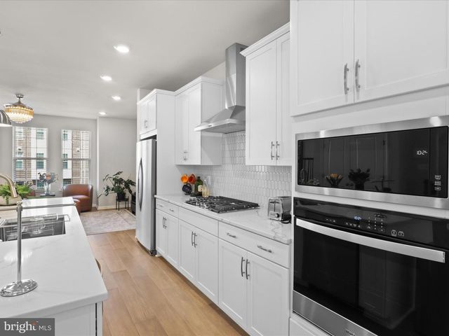 1629 FIELD SPARROW TER NE, Leesburg, VA 20176