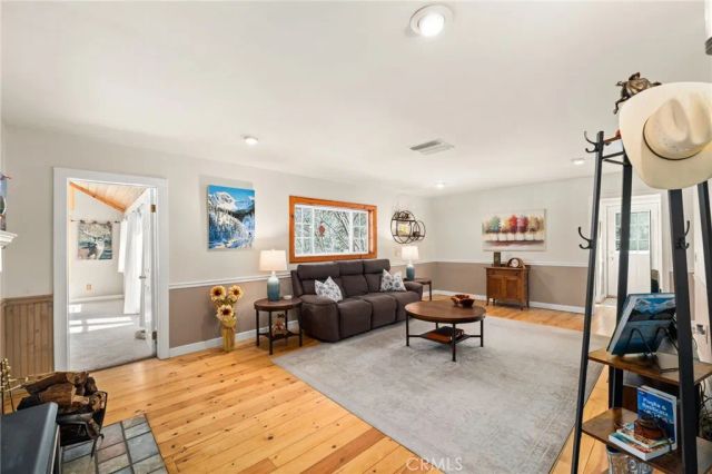 1 Sunny Slope, Running Springs, CA 92382