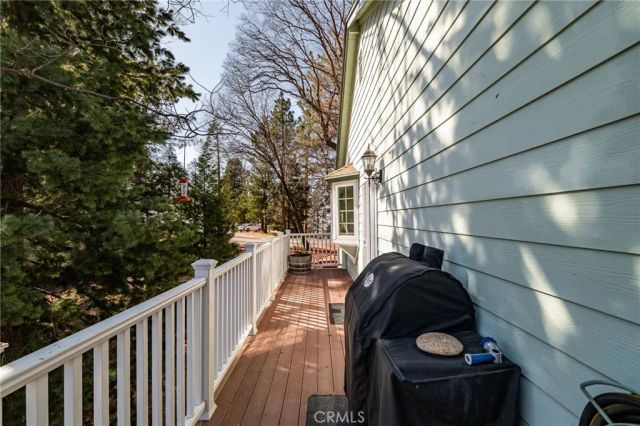 1 Sunny Slope, Running Springs, CA 92382