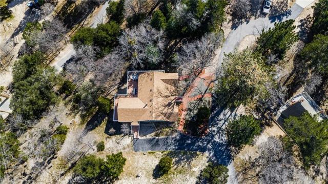 1 Sunny Slope, Running Springs, CA 92382