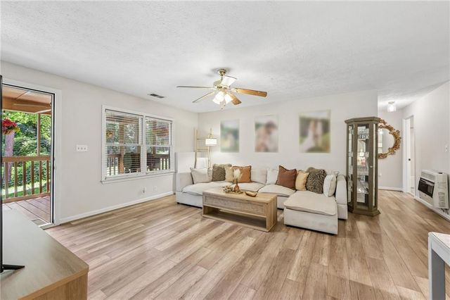 1398 Elliott Family Parkway, Dawsonville, GA 30534