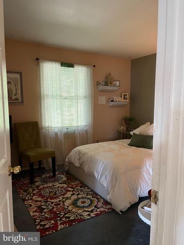 1025 CHEWS LANDING RD, Laurel Springs, NJ 08021