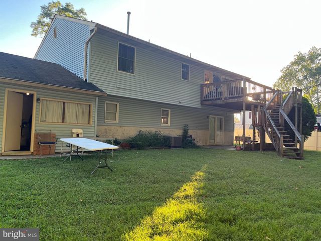 1025 CHEWS LANDING RD, Laurel Springs, NJ 08021