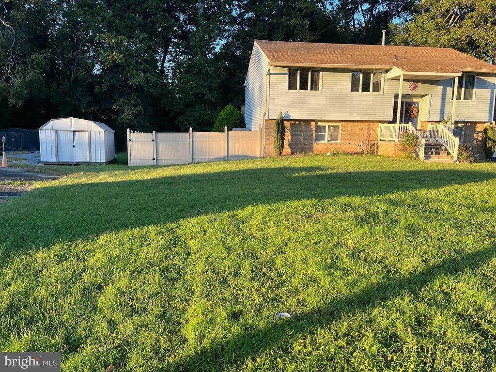 1025 CHEWS LANDING RD, LAUREL SPRINGS, NJ 08021 — photo 2