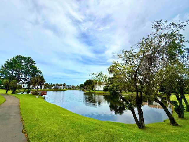 1204 BRIDGEWOOD Place 1204, Boca Raton, FL 33434
