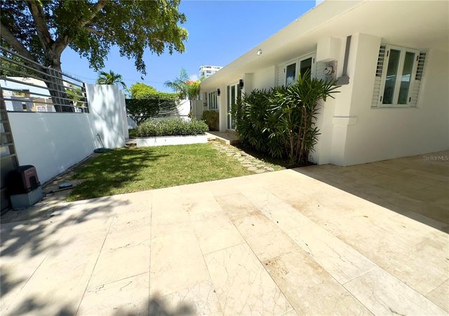 17 GUERRERO NOBLE, San Juan, PR 00913