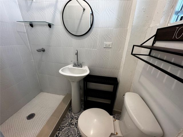 17 GUERRERO NOBLE, San Juan, PR 00913