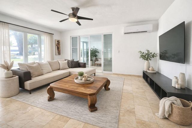 17 GUERRERO NOBLE, San Juan, PR 00913